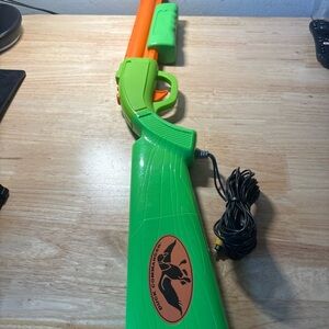 Duck Commander Plug & Play TV Hunting Game Console with Shotgun Controller